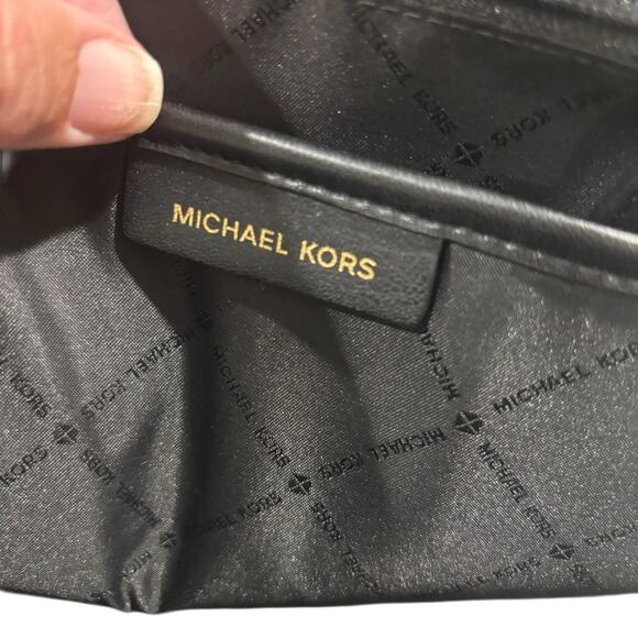 Michael Kors ERIN Black Quilted Backpack - Picture 4 of 8